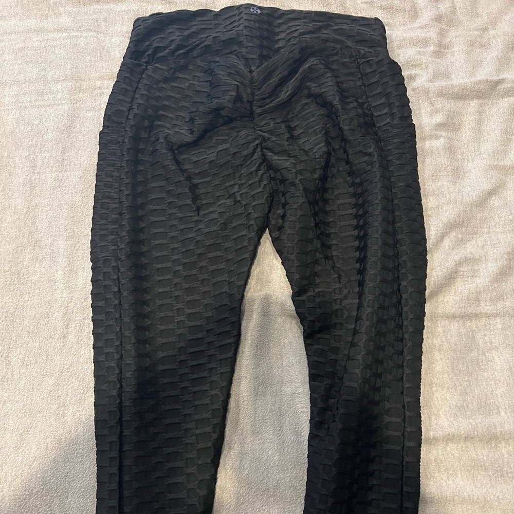 Slide lifting leggings with pockets